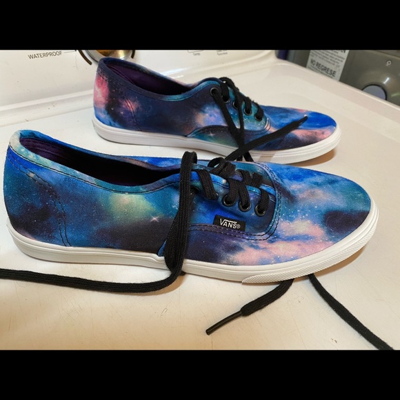 Galaxy Vans size 7.5 - Picture 2 of 5